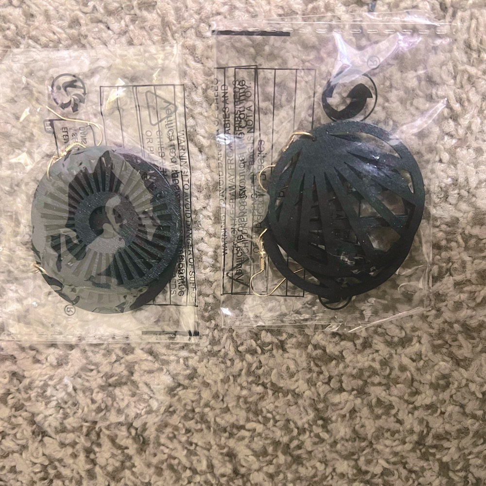 Black circle earring bundle